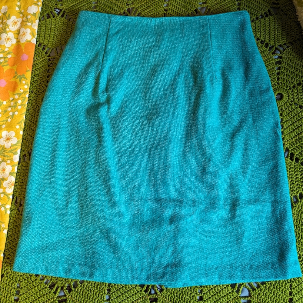 Aqua blue pencil skirt, B.E.S.T, wool and nylon, vintage size 11, small